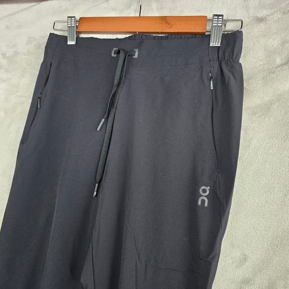 ON Cloud Running Active Pants Black Women's XS Joggers Athletic Lightweight - Picture 2 of 9